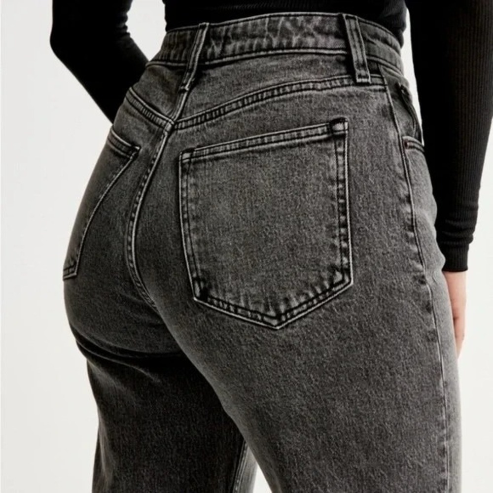 Abercrombie & Fitch 90s Relaxed Jean High Rise Curve Love 30 10 XS Black X-Short - Picture 3 of 10